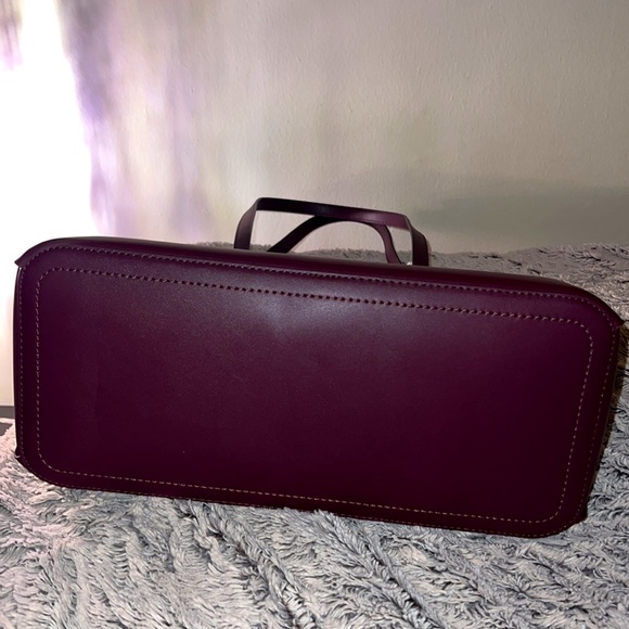 Michael Kors Manhattan Large Tote Bordeaux Purse and Card Case - Picture 5 of 8